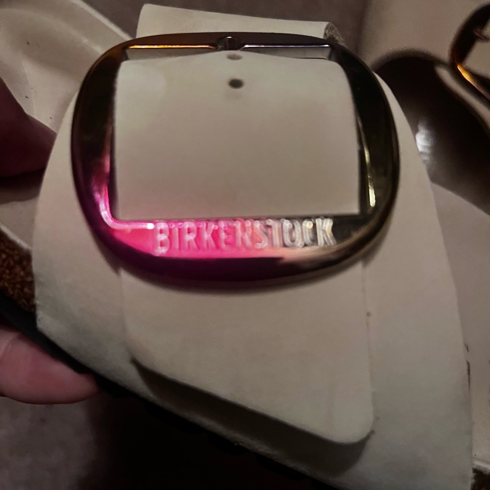 Birkenstock Off-White Sandals with Metallic Buckle - Picture 4 of 5